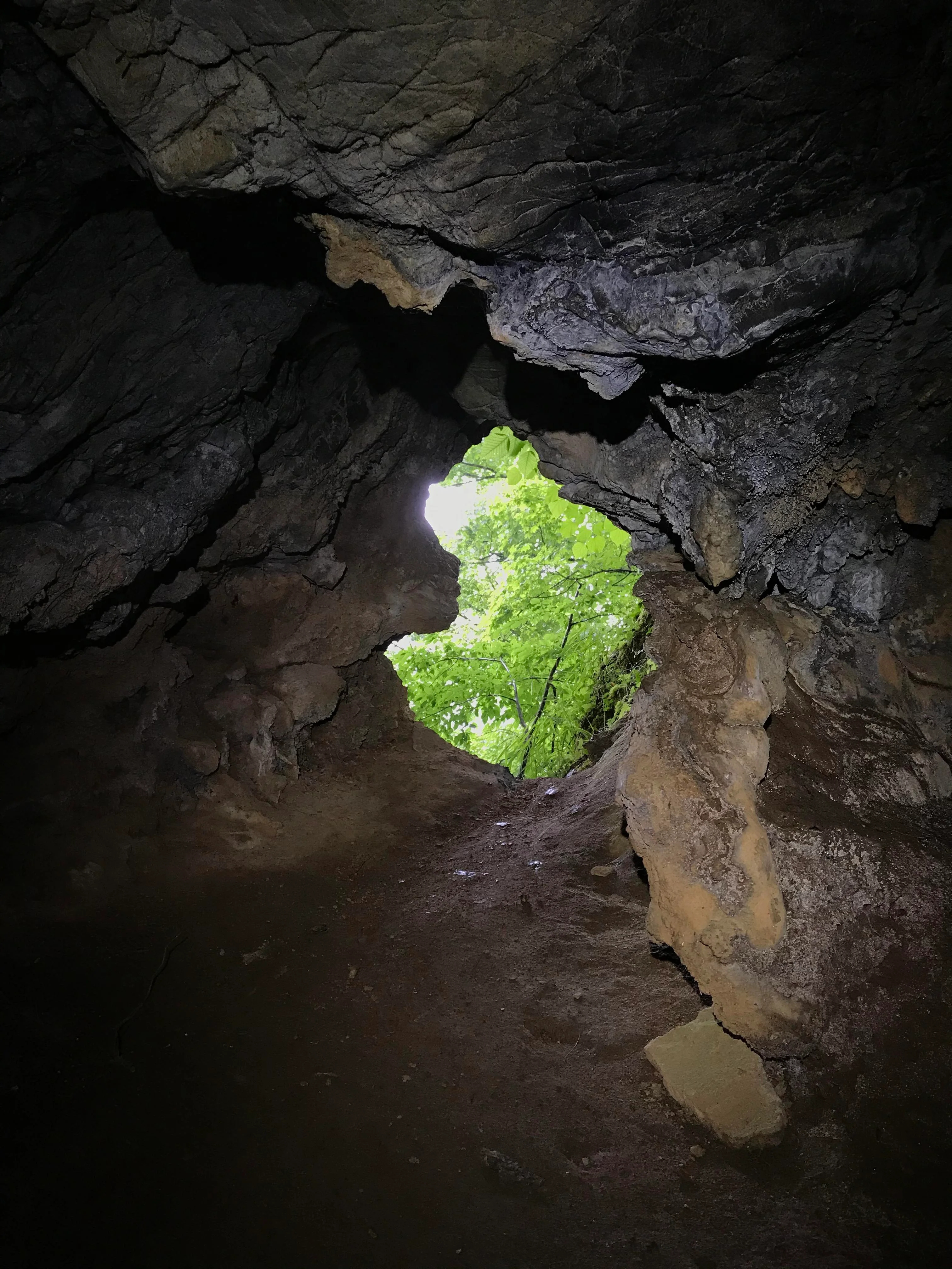 Carter County Caves